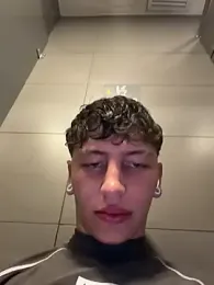 ARON_LUXX webcam stripchat model stream image