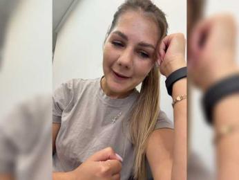 ValeriA98 webcam bongacams model stream image
