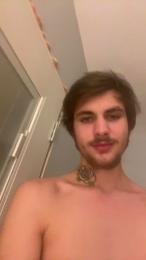 Russell_haze webcam cam4 model stream image