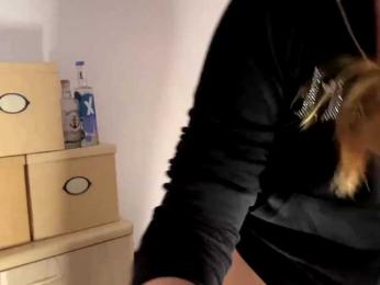 MelissaBerg webcam bongacams model stream image
