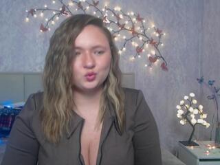 Sally Verda webcam model stream image