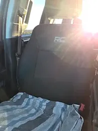 SheIsSomething webcam model stream image