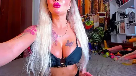 NikkaHOTx webcam stripchat model stream image