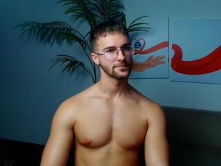 Forest Nichols webcam model stream image