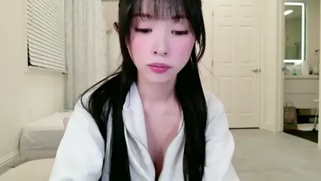 dalichuru webcam stripchat model stream image