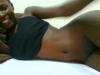 Bella-22 webcam model stream image