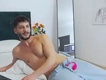 I_amAlessandro webcam model stream image