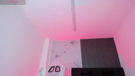 chloesagee webcam model stream image