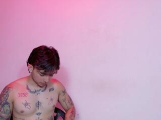 Alice Slave & Max Dominant webcam flirt4free model stream image