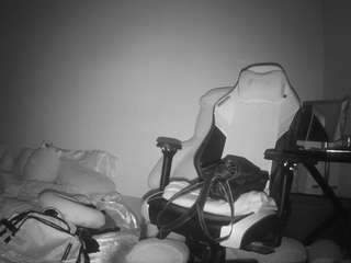 voyeurcam-sexy-little-ana-01 webcam model stream image