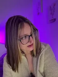 Megan_lu2 webcam model stream image