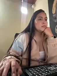 kendall_52 webcam stripchat model stream image