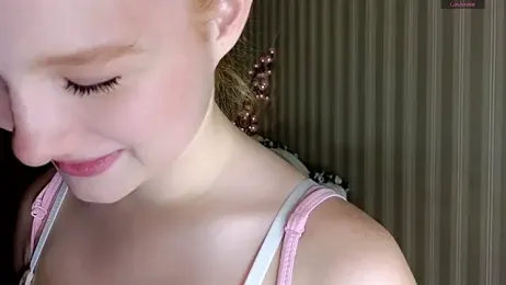 Juuulia_ webcam stripchat model stream image