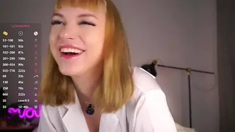 KateDolphin webcam model stream image