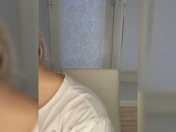 Andromache webcam model stream image