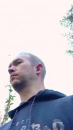 Trolls37 webcam model stream image