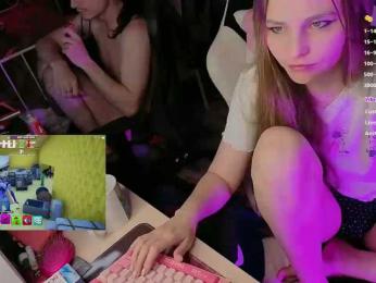 FukinHotCouple webcam model stream image