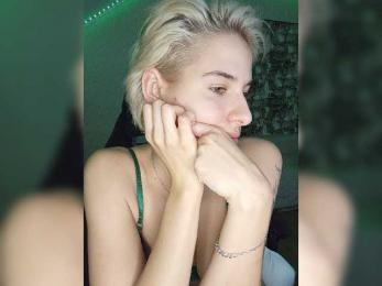 LUNA_ALEX webcam model stream image