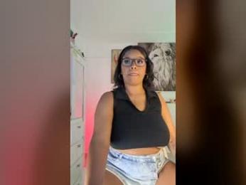 soymaria_ webcam model stream image