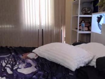 total_aussie_milfs webcam model stream image