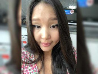 Yumikaa webcam bongacams model stream image