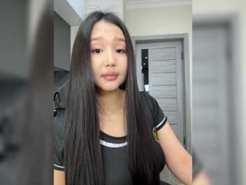 Yumikaa webcam bongacams model stream image