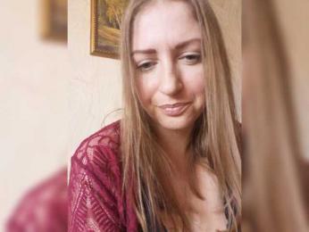 Viktoria-play webcam model stream image