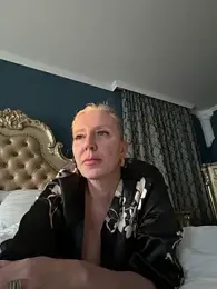 TUNDEROSE1 webcam stripchat model stream image