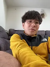 yuuki8910 webcam stripchat model stream image