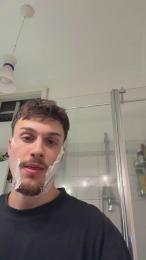 Hank_04 webcam cam4 model stream image