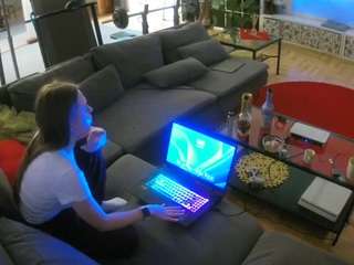 voyeurcam-julmodels-living-3 webcam model stream image