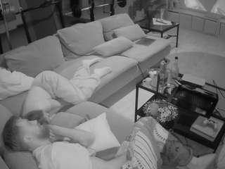 voyeurcam-julmodels-living-3 webcam model stream image