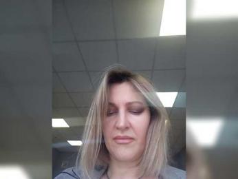 LagoonJoy webcam model stream image