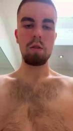 Leoo322 webcam model stream image