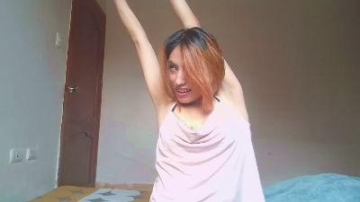 Hot_Contrasts webcam cam4 model stream image