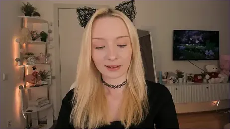 Tiffany_Paw webcam model stream image
