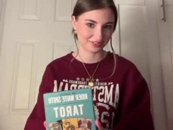 fantasyella webcam model stream image