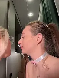 elloriah webcam model stream image