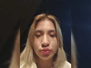 alizii webcam bongacams model stream image