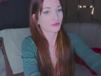 emilytrays webcam model stream image