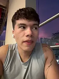 Logan_smith1 webcam stripchat model stream image