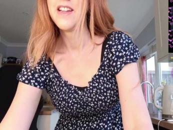 stripmequick webcam bongacams model stream image