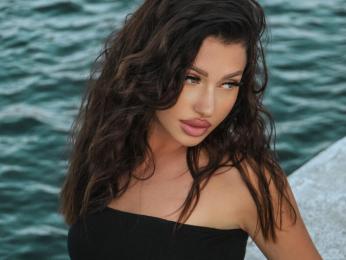 AlisaDiLaurentis webcam model stream image