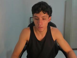 Enzo Slora webcam model stream image