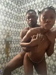 Zarayanga webcam model stream image