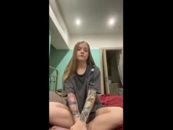 lili_01 webcam model stream image