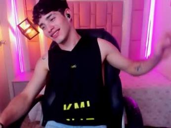 alejootwink webcam chaturbate model stream image