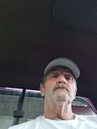 Hotbodyscottie webcam model stream image