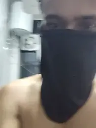 Nikolas_top の配信画像