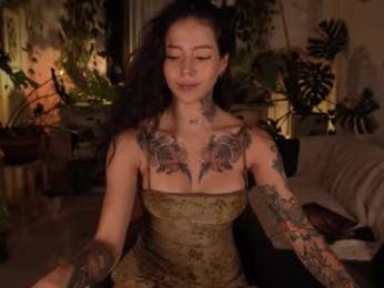 effylowell_ webcam chaturbate model stream image